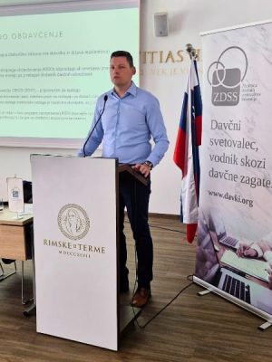 Dean Košar, LL.M., davčni svetovalec ZDSS, vodja davkov, Lek d.d. Dean Košar, LL.M., davčni svetovalec ZDSS, vodja davkov, Lek d.d.