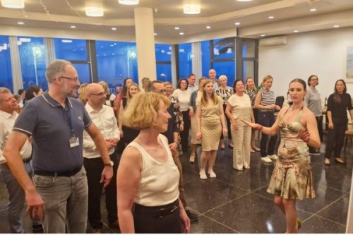 Plesno latino animacija z udeleženci 28. kongresa ZDSS