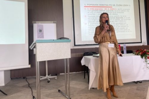 Maja Dolinar Dubokovič, davčna svetovalka, Movens d.o.o. na 26. kongresu ZDSS